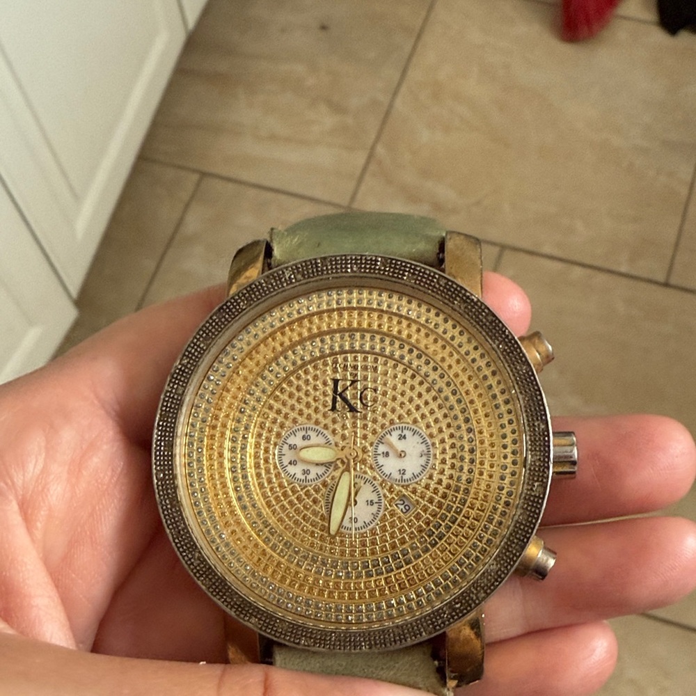 Techno Com by KC Gold and blue band